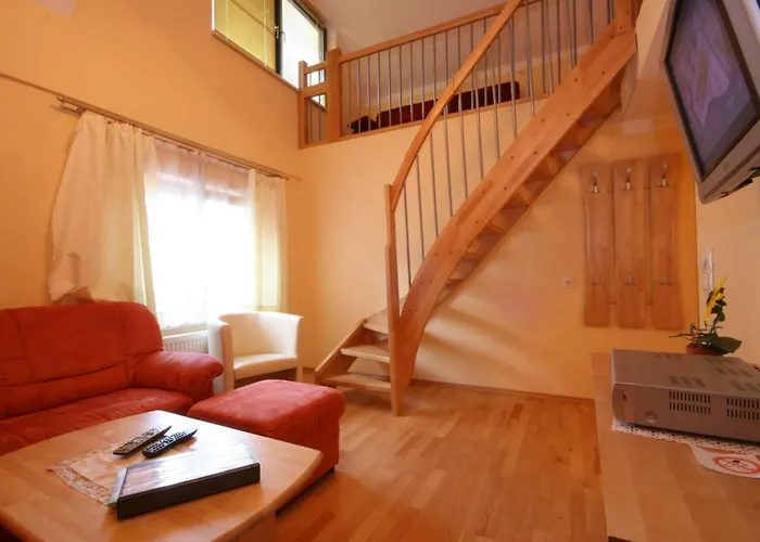 Pichlhof Apartment *